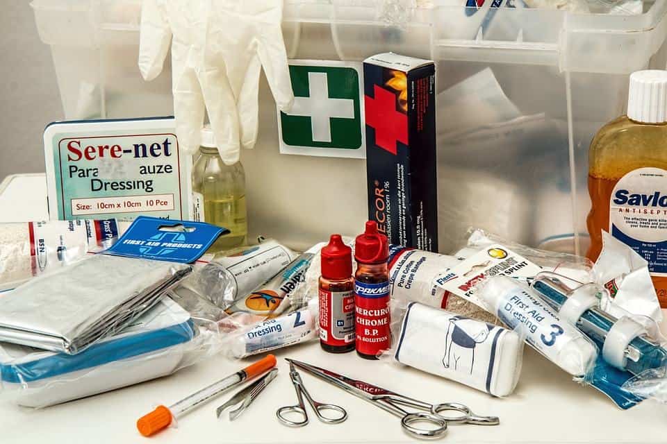 Survival first aid kit. You may not know it but there a many everyday items that can be used in practical and helpful survival essentials. When you’re caught in a survival situation, it’s your skills that will make or break you. Here are some amazing survival tips that could wind up saving your life or a loved one’s life.