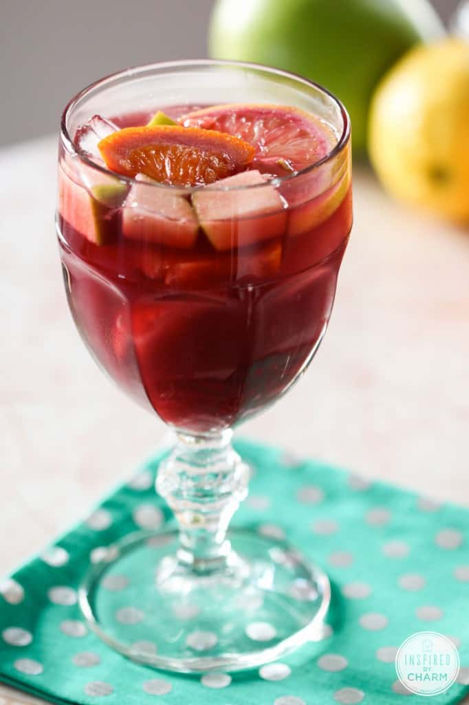 sangria-tinto. A party isn't a party without some crowd pleasing cocktails. Save your sanity at your next party by having a few of these make-ahead big batch cocktails mixed and ready to serve. Click here to check out these delicious big batch cocktail recipes now.