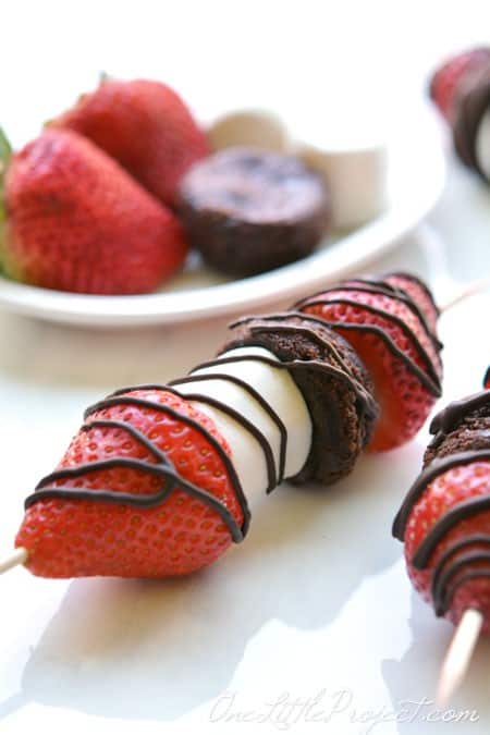 Strawberry Brownie Skewers - Check out our list of 20 of the best easy desserts to feed a crowd. Be prepared for empty dishes and a round of applause when you bring one of these recipes to your next event.
