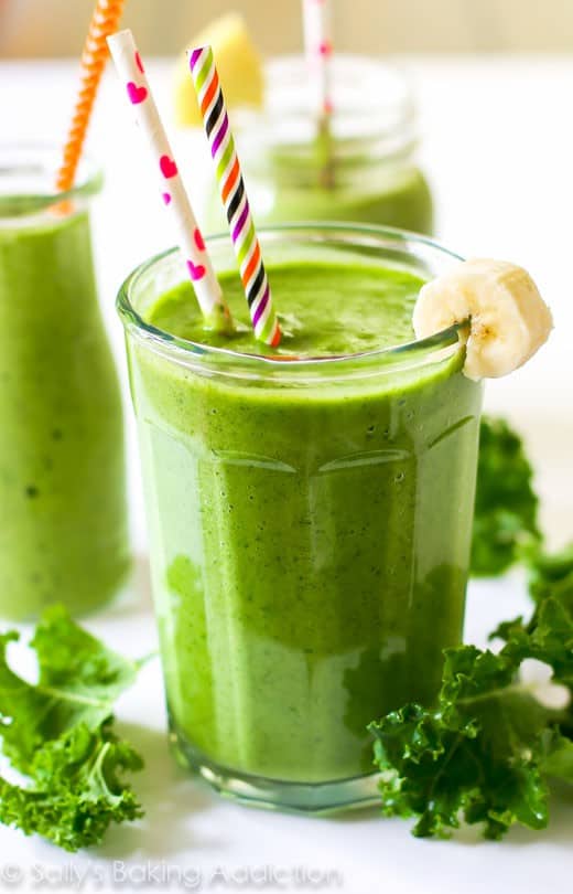 Detoxing with drinks is a great way to lose weight and give your system a break from unhealthy food. Here's our list of post-holiday cleansing drinks.