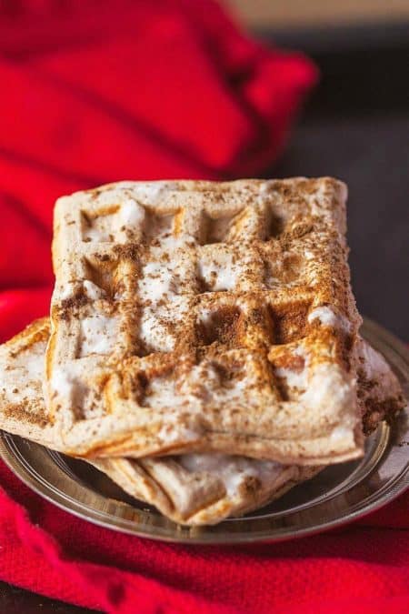 easy paleo dessert cinnamon roll waffles