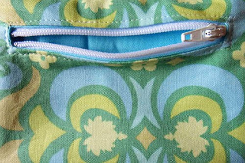 how to sew pocket zipper