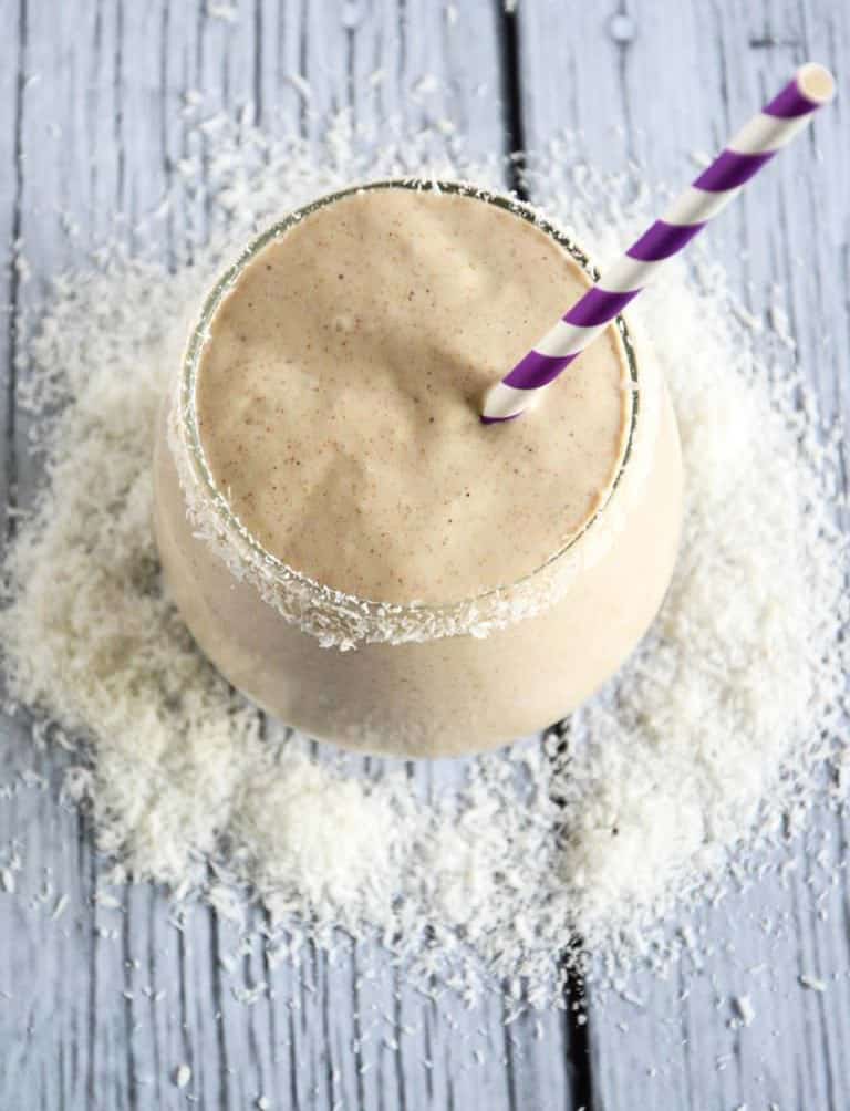 Coconut, Vanilla & Almond Butter Smoothie - easy smoothie recipes