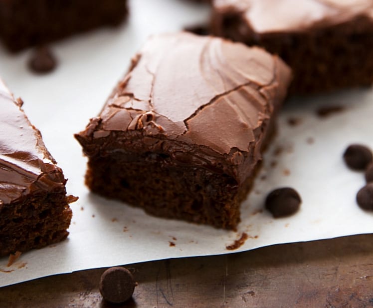 The Best Healthier Brownies - easy healthy desserts