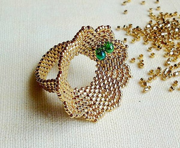 Beaded Flower Ring - jewelry ideas