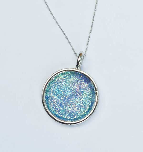 Glitter Necklace - jewelry ideas