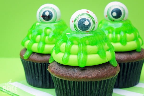 Slimy Cupcakes - cupcake decorating ideas