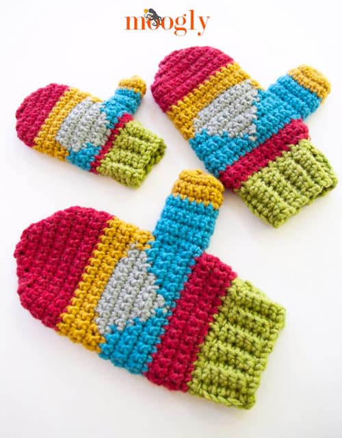Hello Gnome - crochet mittens