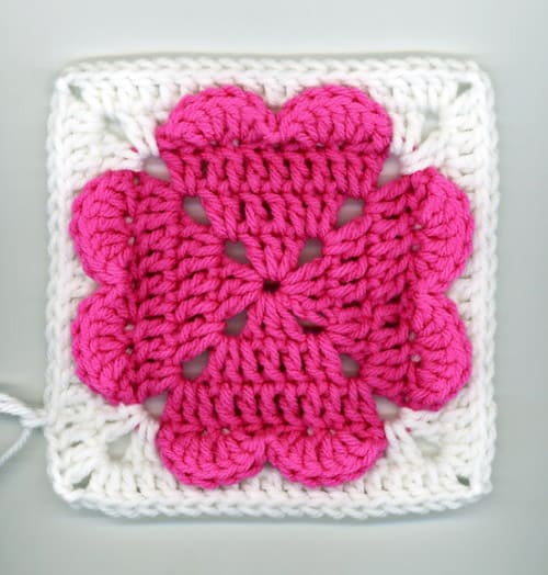 4-Hearts Square - easy crochet squares