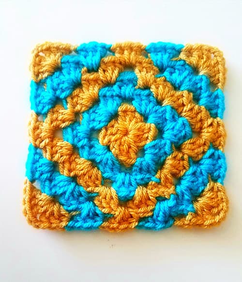Boho Diamond - easy crochet squares