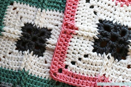 Ribbed Cross - easy crochet squares