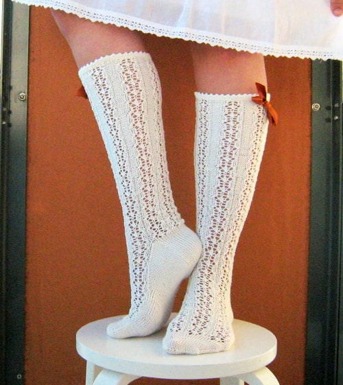 Bintje Lace Socks - lace knitting patterns