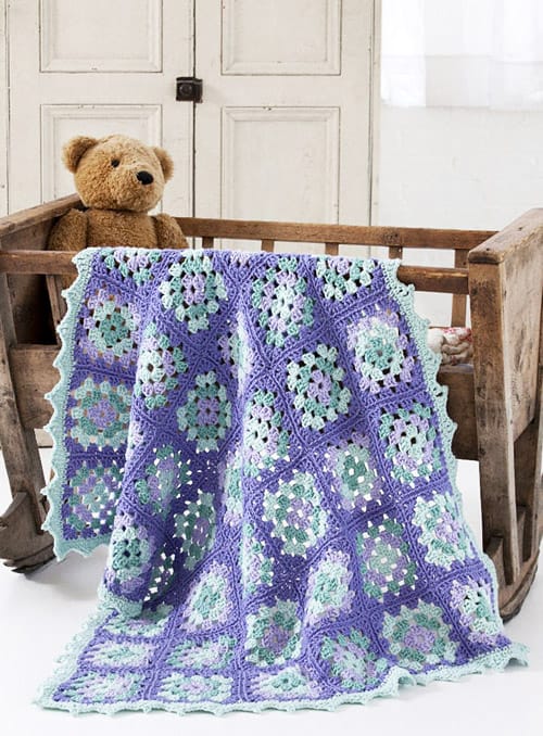 Lullaby - crochet baby blanket