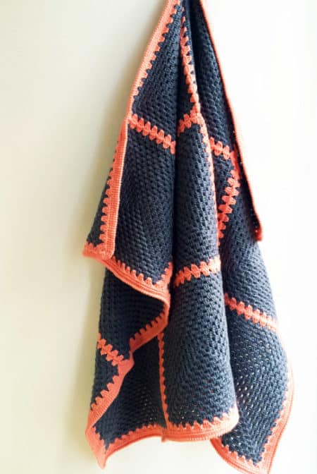 Simple - crochet baby blanket