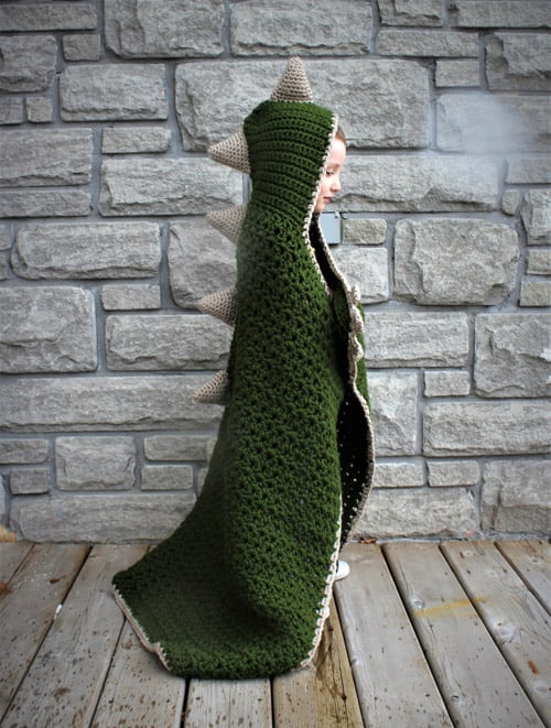 Hooded Dinosaur - free crochet blanket patterns
