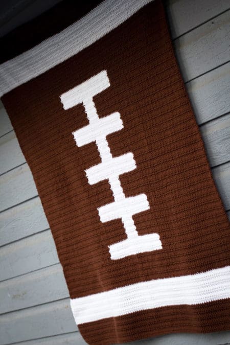 Tapestry Football - free crochet blanket patterns