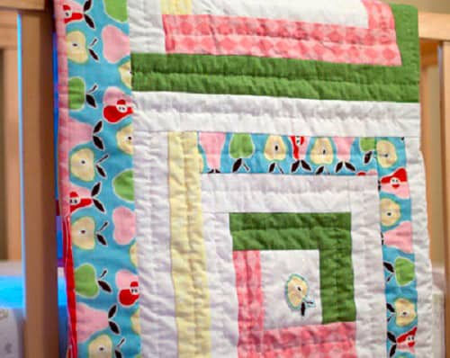 Pretty Pastels Log Cabin Baby Quilt - beginner quilt patterns
