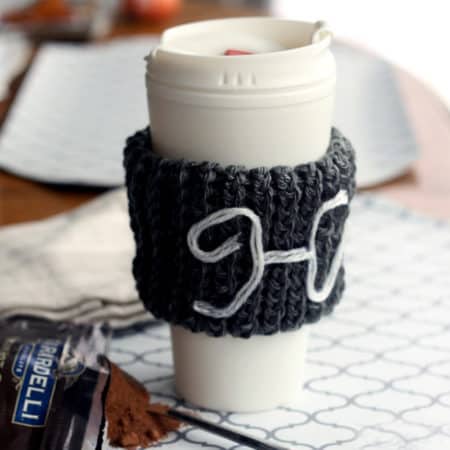 Beginner’s Guide: How to Loom Knit a Coffee Sleeve