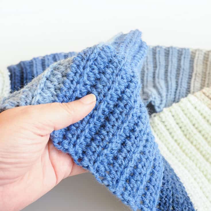 Modern Cowl Crochet Pattern - Ideal Me