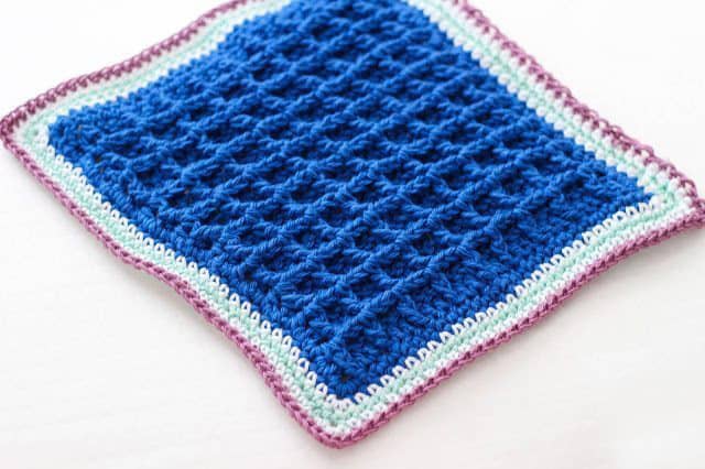 Betty's Bumpy Scrubby Dishcloth - These crochet dishcloth patterns are all free and are so different from each other. Test your creativity with one of these brilliant dishcloth patterns. #CrochetDishclothPatterns #CrochetPatterns #DishclothPatterns