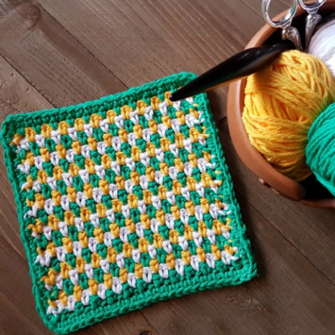 Seed Stitch Crochet Dishcloth - These crochet dishcloth patterns are all free and are so different from each other. Test your creativity with one of these brilliant dishcloth patterns. #CrochetDishclothPatterns #CrochetPatterns #DishclothPatterns