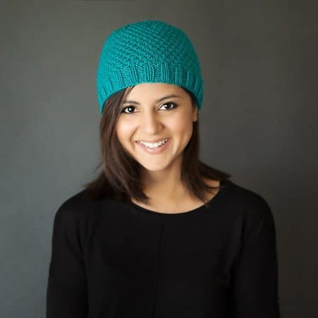 Chic Knit Beanie - These 23 easy knitting patterns for hats are a perfect starting place for beginners, and they’re fun to do for even seasoned knitters. #knittingpatterns #knithatpatterns