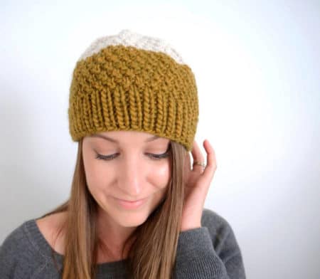 Easy Double Moss Stitch Hat - These 23 easy knitting patterns for hats are a perfect starting place for beginners, and they’re fun to do for even seasoned knitters. #knittingpatterns #knithatpatterns
