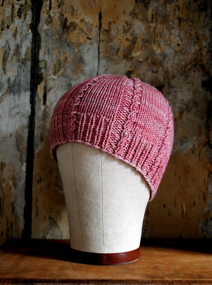 Jen's Sweetie Pie Hat - These 23 easy knitting patterns for hats are a perfect starting place for beginners, and they’re fun to do for even seasoned knitters. #knittingpatterns #knithatpatterns