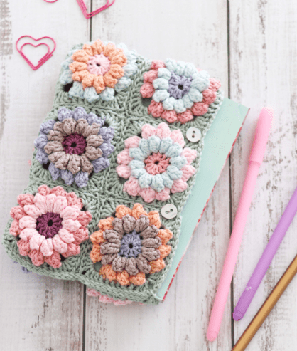 Crochet Flower Clutch Bag 