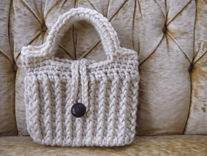 Ribbed Winter Crochet Purse 