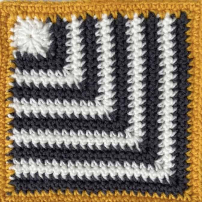 Crochet Ndebele Tile 4
